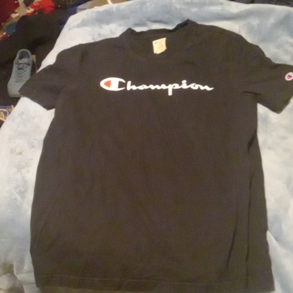Champion man's medium black t shirt